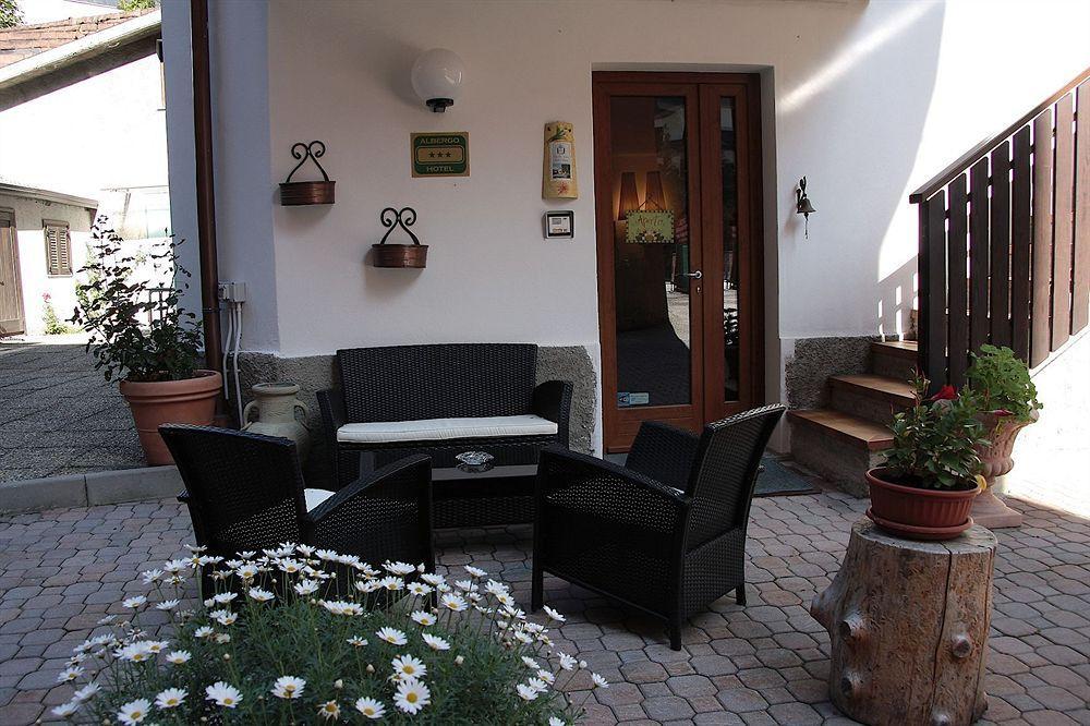 Albergo Aprica Garni エクステリア 写真