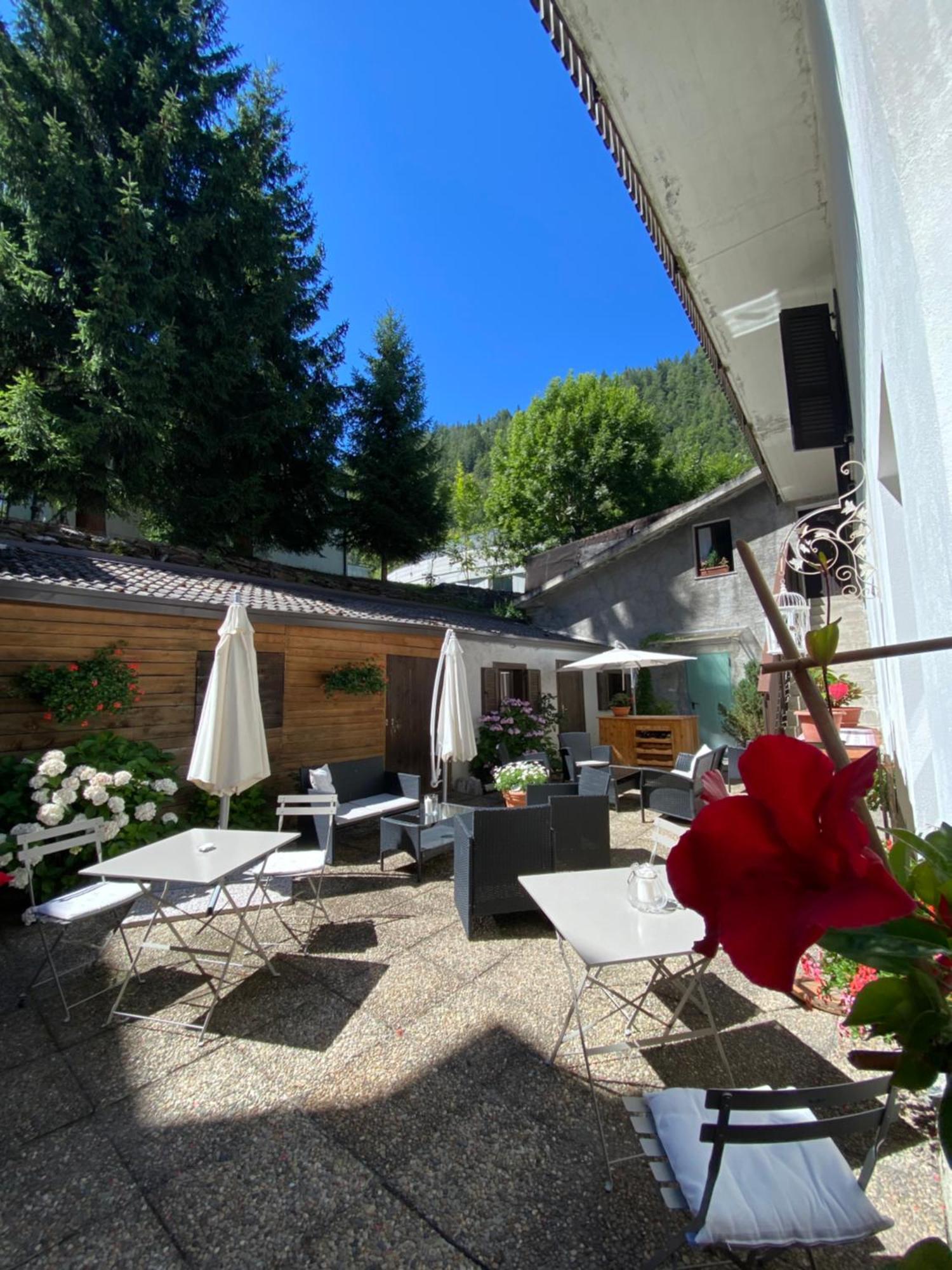 Albergo Aprica Garni エクステリア 写真