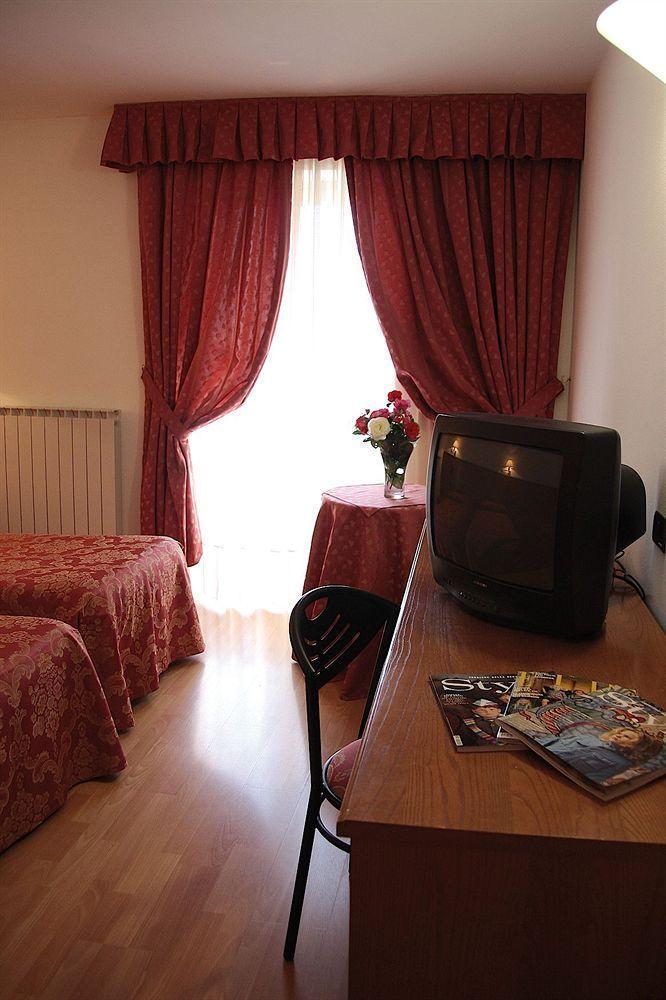Albergo Aprica Garni エクステリア 写真